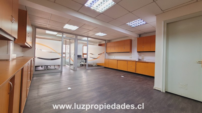 Antonio Varas N&deg;216, Of. 403, Ed. Torres del Puerto - Luz Propiedades