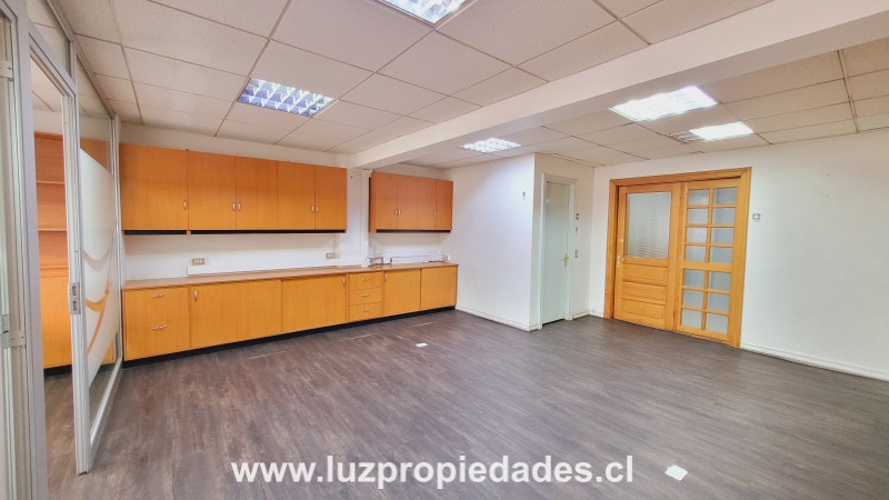 Antonio Varas N&deg;216, Of. 403, Ed. Torres del Puerto - Luz Propiedades