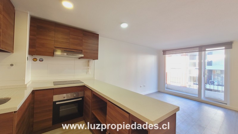 Augusta Schwerter N°2161, Depto. 305-B, Cond. Plaza Schwerter - Luz Propiedades