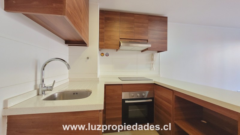 Augusta Schwerter N°2161, Depto. 305-B, Cond. Plaza Schwerter - Luz Propiedades