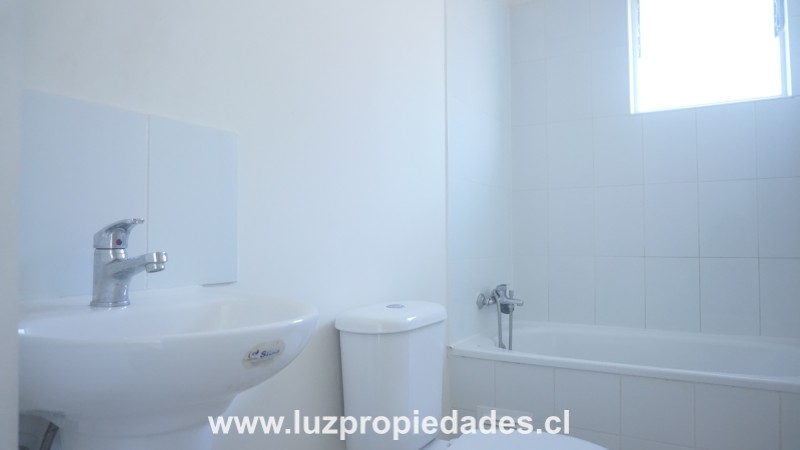 Francisco Sanchez Alvaderejo Nº6252, Puerta Sur - Luz Propiedades