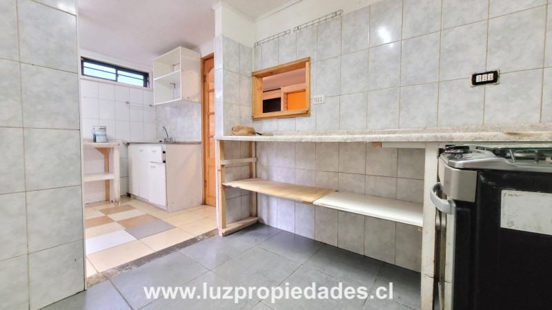 Los Sauces N°36, Población Cayenel - Luz Propiedades