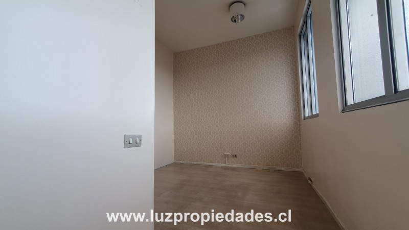 Quillota N&ordm; 175, Of. 1414, Ed. CCHC - Luz Propiedades