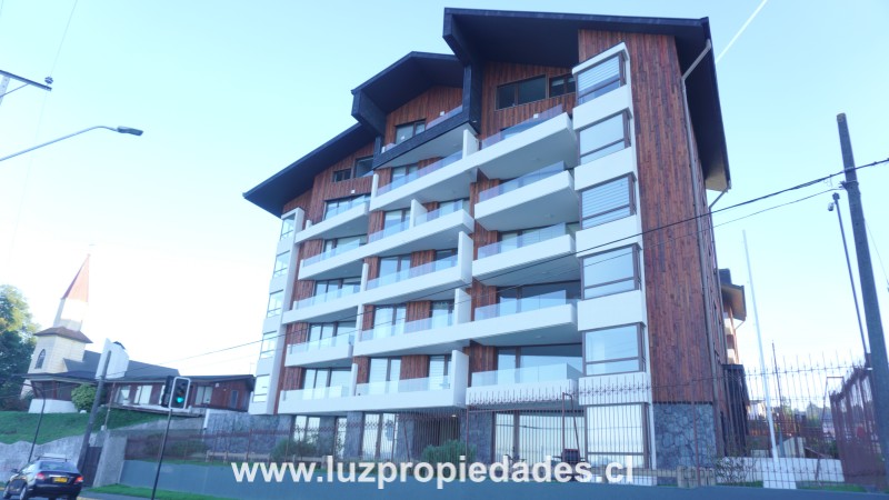 Palena/ Reloncaví Nº1055, Depto. 306, Ed. Vista del Lago - Luz Propiedades
