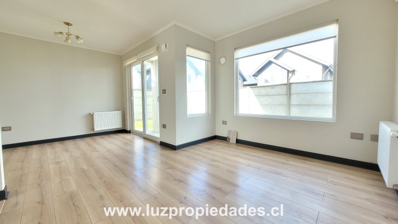 Av. Austral N°1340, c-36, Condominio Reserva Mirador - Luz Propiedades