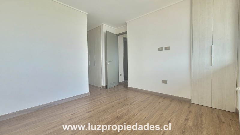 Av. Austral N°1725, Depto. 507, Condominio Terraza Mirador II - Luz Propiedades