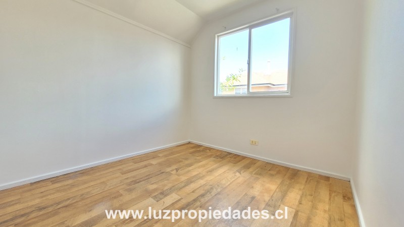 Laguna Avendaño Nº4946, Valle Volcanes - Luz Propiedades