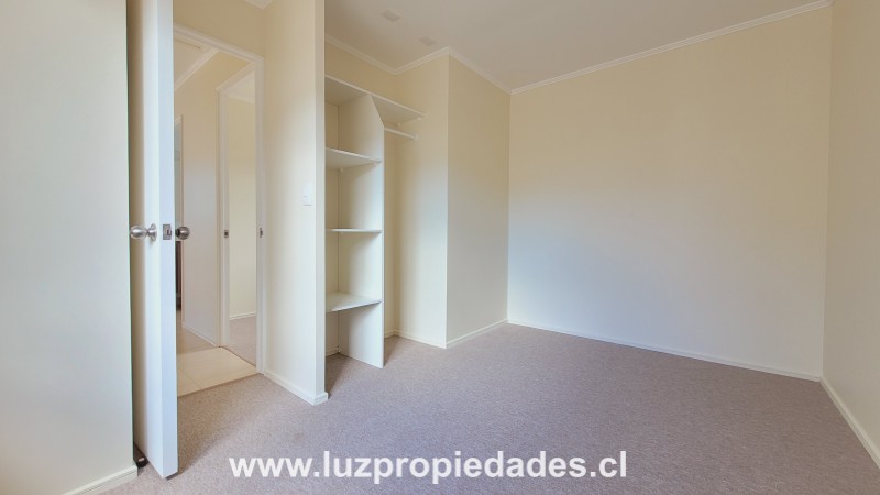 Psj. Teresa Burga N&deg;3052, Lote 10, Mzn A, Costa Chinqu&iacute;o - Luz Propiedades